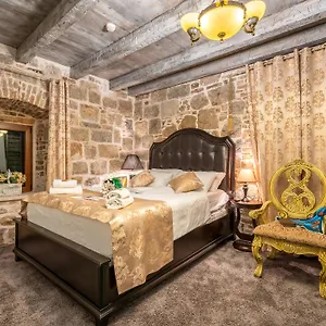 4* Hotel Heritage Palace Varos - Mag Quaint & Elegant Boutique